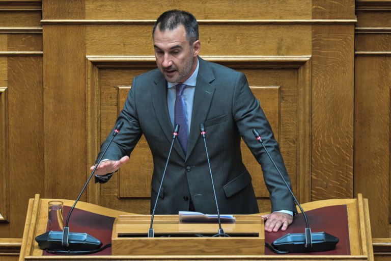 Χαρίτσης: Οι δικογραφίες που φτάνουν στη Βουλή δεν είναι λαϊκισμός κ. Μητσοτάκη, είναι η διακυβέρνησή σας