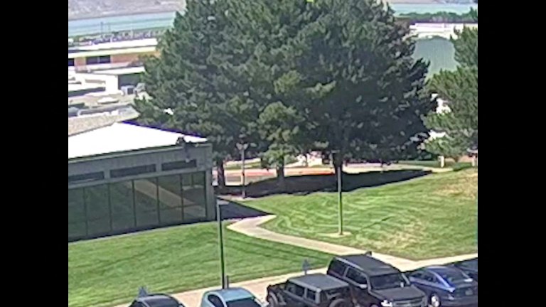 Δολοφονία Τσάρλι Κερκ: Νέο βίντεο με τον ύποπτο  Συνεχίζονται οι έρευνες για τον εντοπισμό του