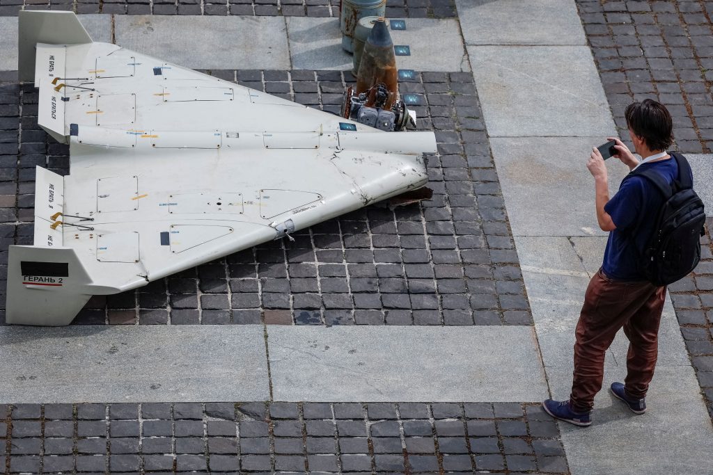 Οι Ρώσοι προμηθεύουν το Ιράν με drones τύπου Shahed λέει ο Ζελένσκι