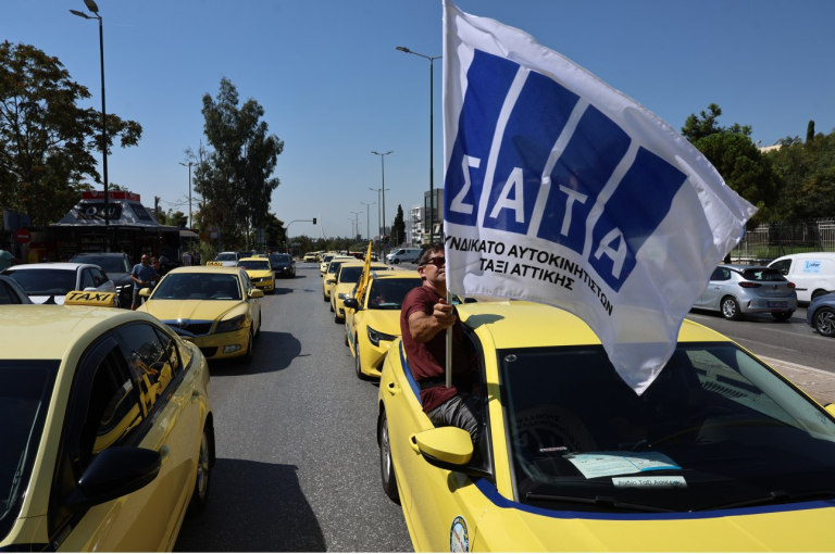 Ταξί: Πυρά Λυμπερόπουλου σε Κυρανάκη  Η ψηφιοποίηση ειδικών αδειών, το μεγαλύτερο έγκλημα που επιχειρεί