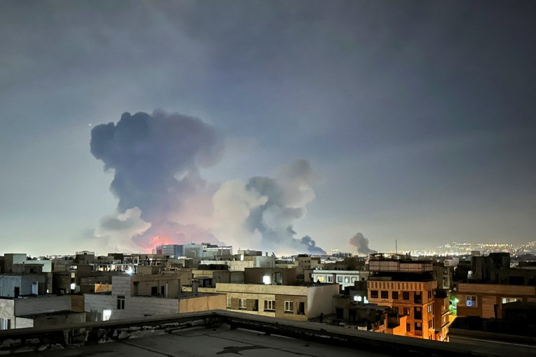 Επτά ημέρες μετά Eπτά