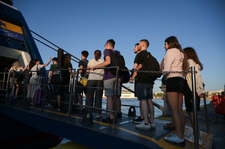 Εκπτώσεις στα ακτοπλοϊκά εισιτήρια των αναπληρωτών εκπαιδευτικών