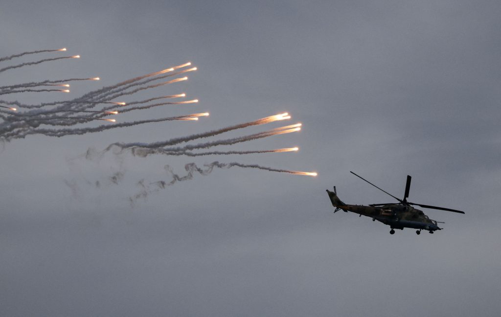 Βίντεο από την δοκιμή ρωσικού πυραύλου από πυρηνικό υποβρύχιο  Εικόνες από τα κοινά στρατιωτικά γυμνάσια Ρωσίας  Λευκορωσίας