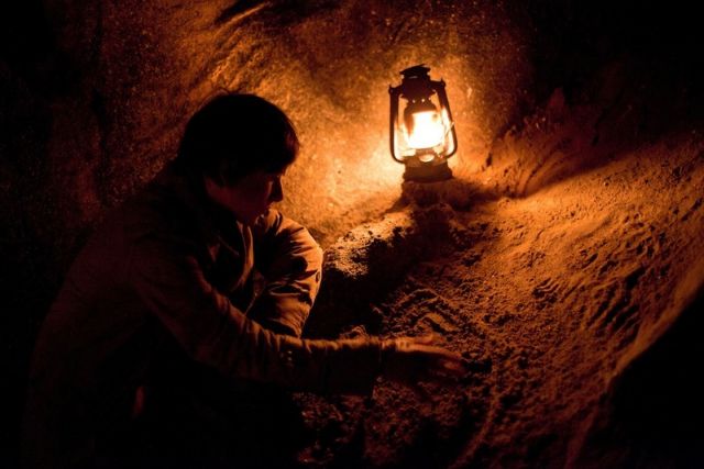 Λάρισα: Θρίλερ στη Λάρισα με εγκλωβισμένο άνδρα σε σπηλιά  Έψαχνε λίρες μαζί με άλλους τρεις