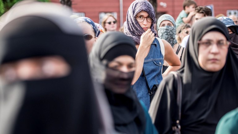 Δανία: Σχέδιο νόμου για την