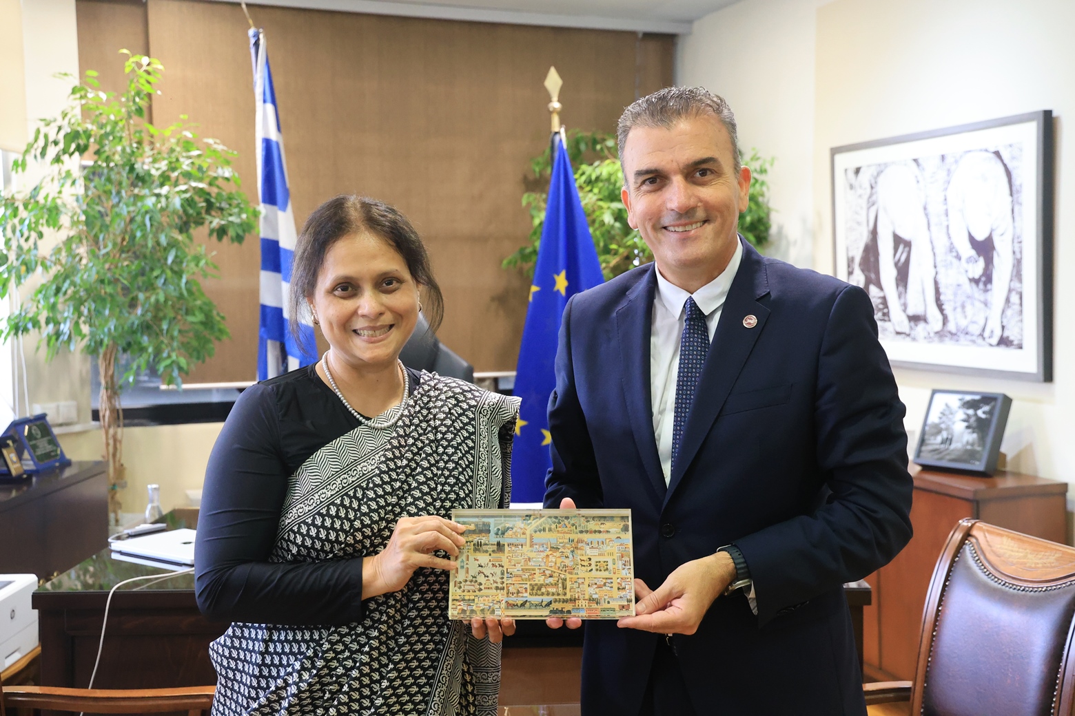 Στον Δήμαρχο Λαρισαίων η Πρέσβειρα του Μπαγκλαντές