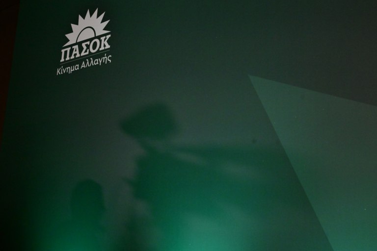 Τσουκαλάς για παραίτηση Τσίπρα: Το ΠΑΣΟΚ δεν ασχολείται με εσωτερικά ζητήματα άλλων κομμάτων