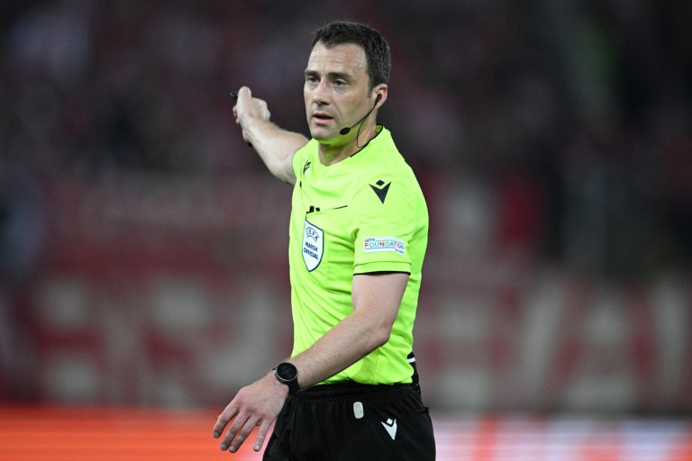 Δυσαρέσκεια των Ιταλών για τη διαιτησία του Γερμανού Τσβάιερ