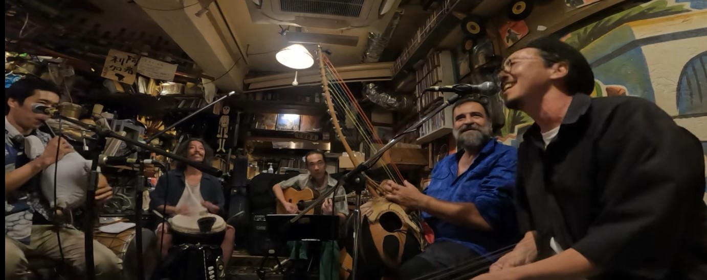 Η γκάιντα και το νταούλι ταξιδεύουν στο Τόκιο