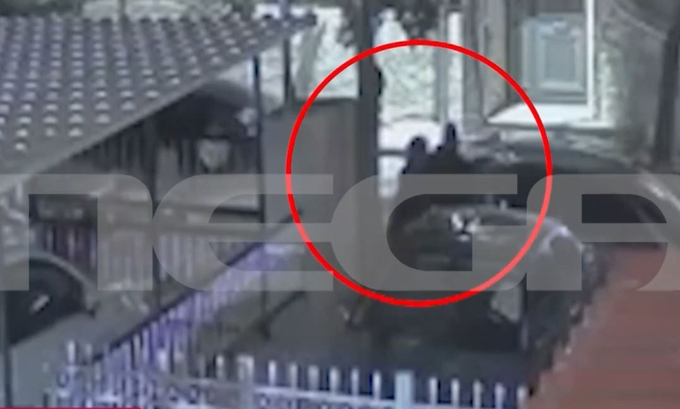 Τι λέει ο 59ρονος που έπεσε θύμα απάτης και του έκλεψαν δύο πλάκες χρυσού  Βίντεο ντοκουμέντο