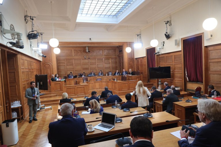 Πηγές ΠΑΣΟΚ για ΟΠΕΚΕΠΕ: Δεν απάντησε ουσιαστικά ο πρώην πρόεδρος Αθ. Καπρέλης