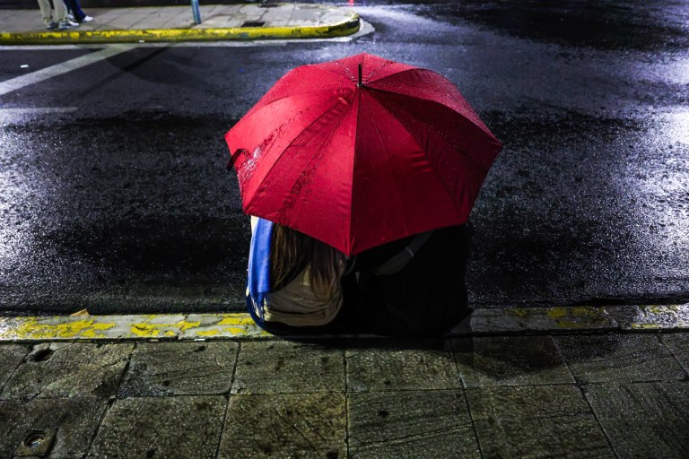 Καιρός: Νεφώσεις με βροχές σε αρκετές περιοχές  Έως 26 βαθμούς η θερμοκρασία