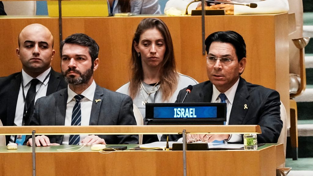 Οργισμένη αντίδραση του Ισραήλ στο ψήφισμα του ΟΗΕ  Η Γενική Συνέλευση είναι ένα πολιτικό τσίρκο