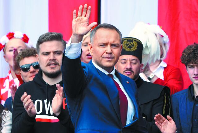 Κάρολ Ναβρότσκι: Πρέπει να κάνουμε το παν για να είμαστε έτοιμοι για πόλεμο