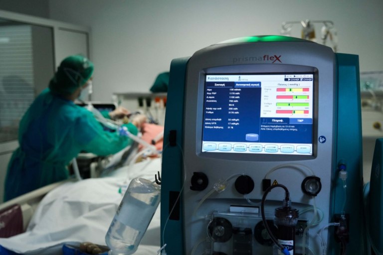 Βέροια: Σε κρίσιμη κατάσταση ο 7χρονος που τραυματίστηκε σε πάρκο  Τον εντόπισε περαστικός