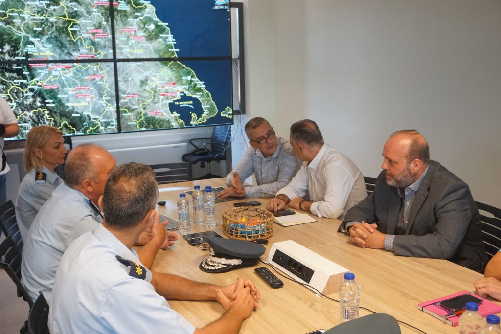 Στη μάχη κατά της ευλογιάς ρίχνονται 153 κτηνίατροι  Σύσκεψη Κέλλα-Κουρέτα στην Περιφέρεια Θεσσαλίας