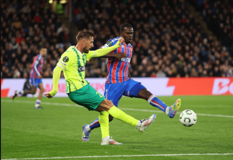 LIVE: Κρίσταλ Πάλας  ΑΕΚ Λάρνακας