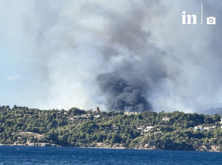 Μεγάλη φωτιά στο Κουνούπι Αργολίδας  Σηκώθηκαν έξι εναέρια  Ήχησε το 112