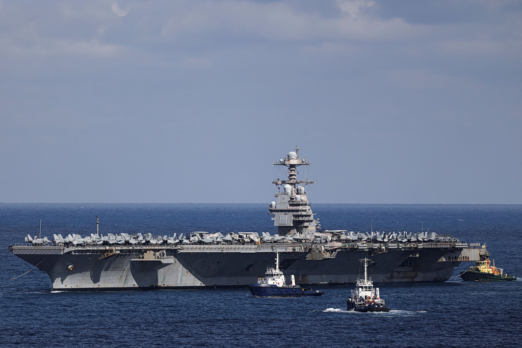Φωτιά στο αεροπλανοφόρο USS Gerald Ford   Τραυματίστηκαν δύο ναύτες