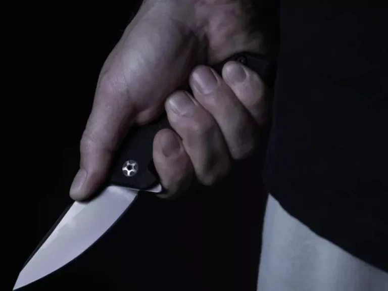 Αίγινα: Συνελήφθη 16χρονη