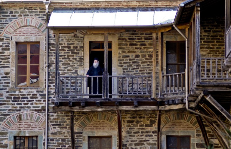 Άγιον Όρος: 44χρονος φέρεται να απειλούσε τη ζωή ηγούμενου μονής στα social media