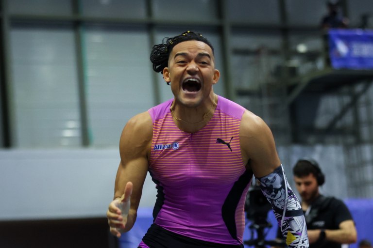 Ο Εμμανουήλ Καραλής έβαλε τέλος στη μοναξιά του Μόντο Ντουπλάντις