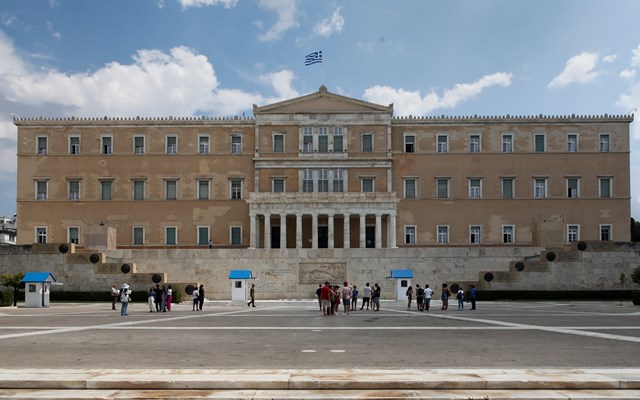 Bloomberg: Από την κρίση στην ανάκαμψη - Η Ελλάδα διεκδικεί θέση στις ανεπτυγμένες αγορές