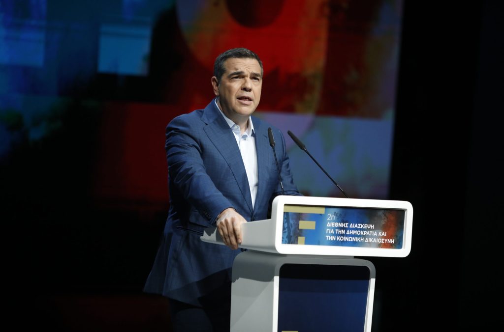 Πώς αποκωδικοποιείται το πρώτο γκάλοπ για το κόµµα Τσίπρα