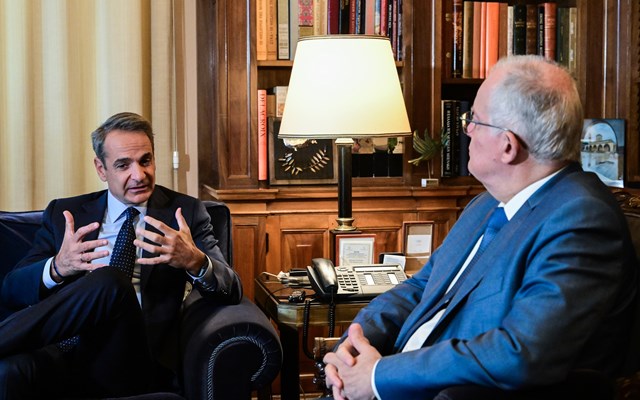 Κ. Μητσοτάκης στον ΠτΔ για τον Άγνωστο Στρατιώτη: Επαναστατική γυμναστική από την αντιπολίτευση  Έχει συμβολικό βάρος