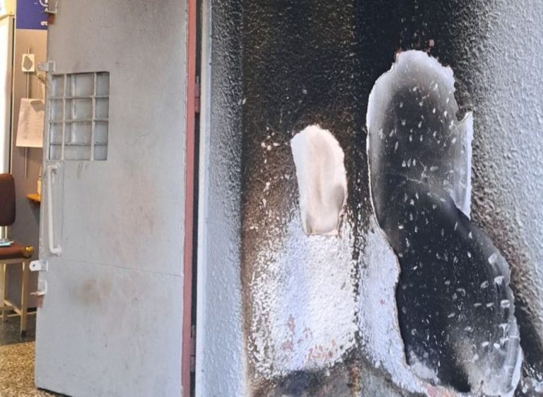 Συνελήφθη νεαρός για τους βανδαλισμούς στο  Γυμνάσιο Τυρνάβου