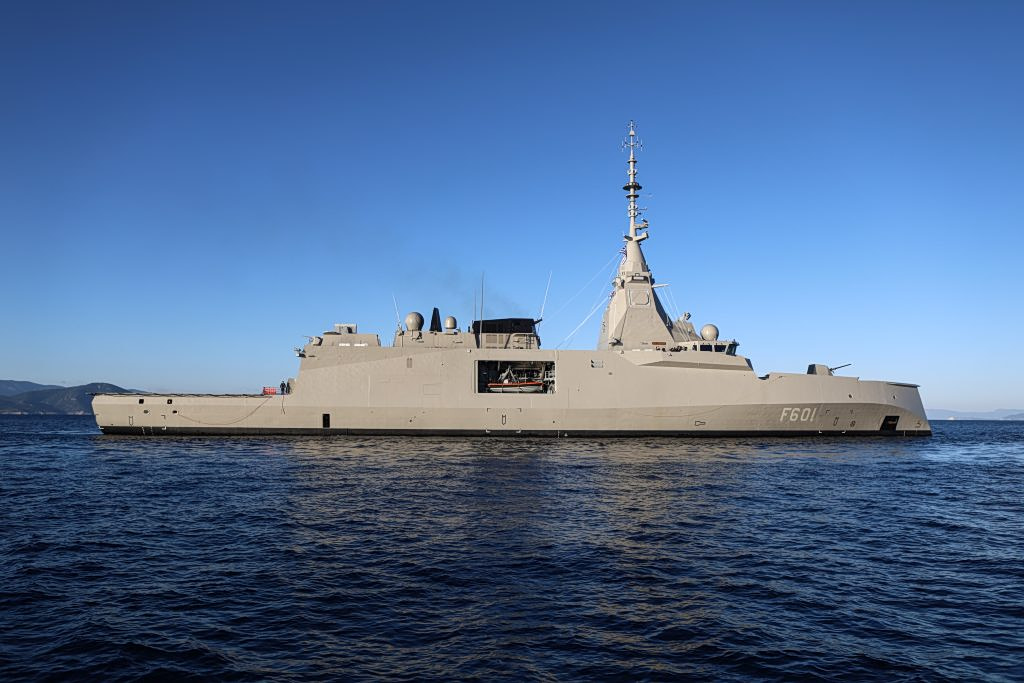 Δύο ελληνικές φρεγάτες και δύο F-16 στην Κύπρο   Οι δηλώσεις Δένδια