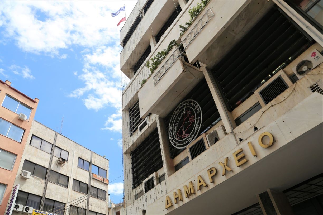 Φωτιστικά τεχνολογίας led στην οδό Μανωλάκη από τον Δήμο Λαρισαίων  Προχωρούν οι εργασίες διασύνδεση πολιτιστικών σημείων της πόλης