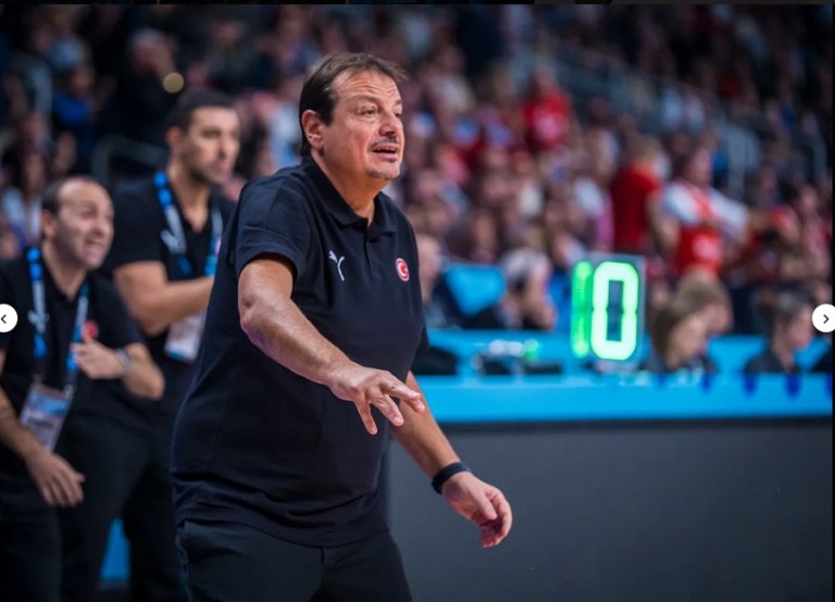 Αταμάν: Λυπάμαι για όλους τους φίλους μου στην Ελλάδα, αλλά αξίζαμε να κερδίσουμε