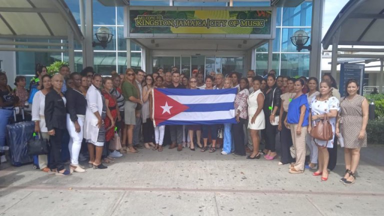 Κούβα: Η Τζαμάικα τερματίζει πρόγραμμα συνεργασίας στον τομέα της υγείας