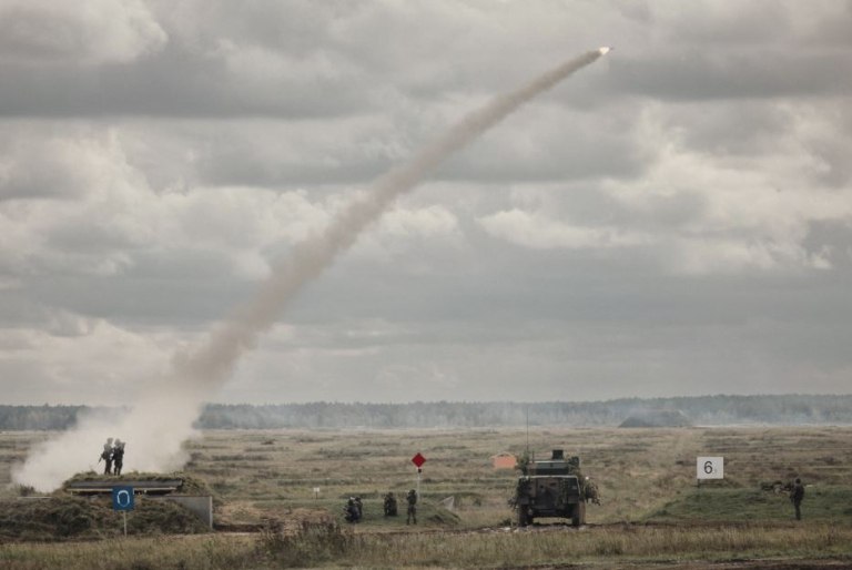 Η Πολωνία δηλώνει έτοιμη εναντίον της Ρωσίας