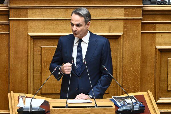 Μητσοτάκης: Απόπειρα φυγής