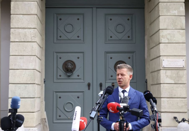 Ουγγαρία: Να ορκιστεί την ημέρα της συνεδρίασης της νέας Βουλής θέλει ο Μαγιάρ και ζητά τα παγωμένα κονδύλια από ΕΕ