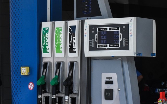 Βενζινοπώλες: Μη βιώσιμο το