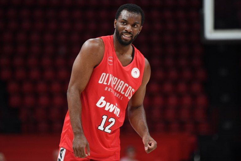 Τι σημαίνει για τον Ολυμπιακό ο τραυματισμός του Έβανς