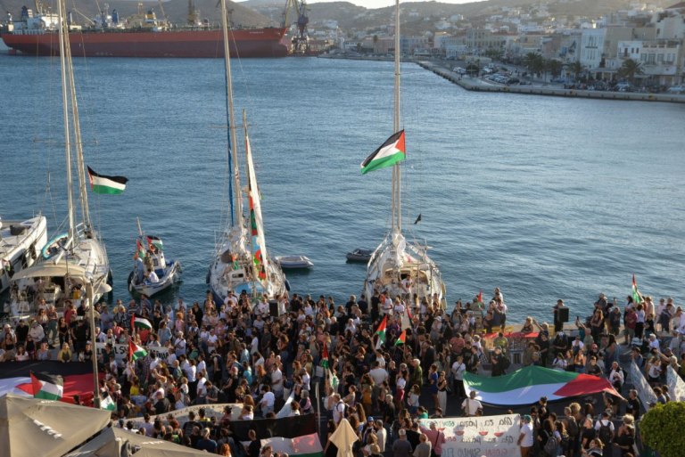 March to Gaza Greece: Διαμαρτυρία στο ΥΠΕΞ για την επίθεση στον στολίσκο Global Sumud Flotilla