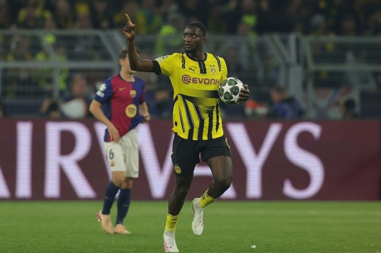 Ο γρίφος της νέας φανέλας με το 9 στην Μπαρτσελόνα και η επιθυμία του Γκιρασί