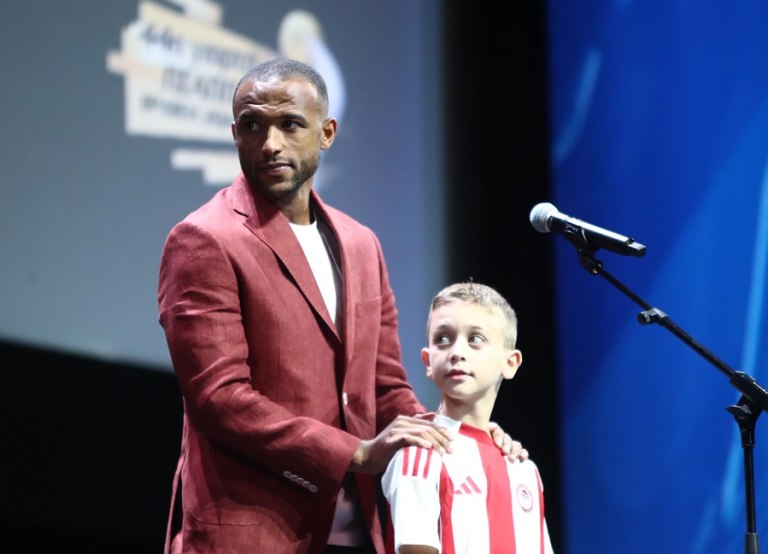 Βραβεία ΠΣΑΠΠ: Η καλύτερη 11άδα της περσινής σεζόν  Οι επτά είναι Έλληνες (vids)