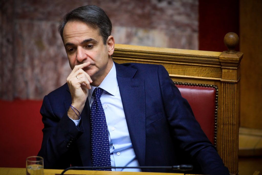 Δημοσκοπήσεις: Κινήσεις στεγανοποίησης με σήματα στην όλη ΝΔ