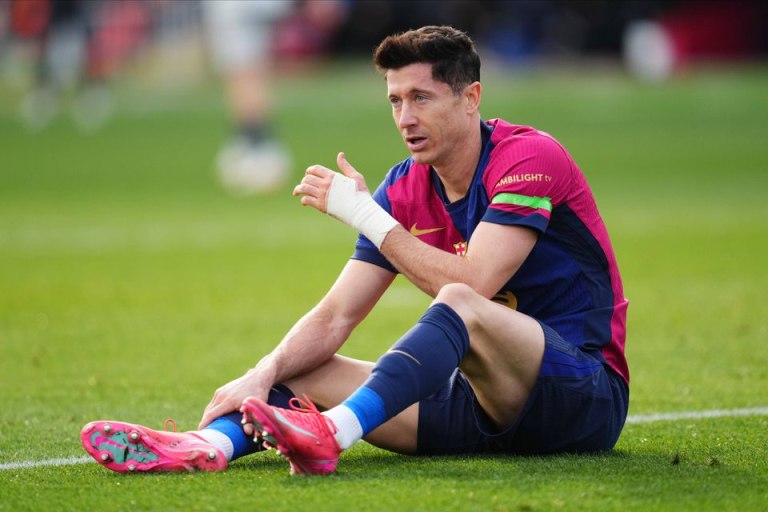 Πλήγμα στην Μπαρτσελόνα με Λεβαντόφσκι: Τραυματίστηκε και τέθηκε νοκ-άουτ με Ολυμπιακό και Ρεάλ
