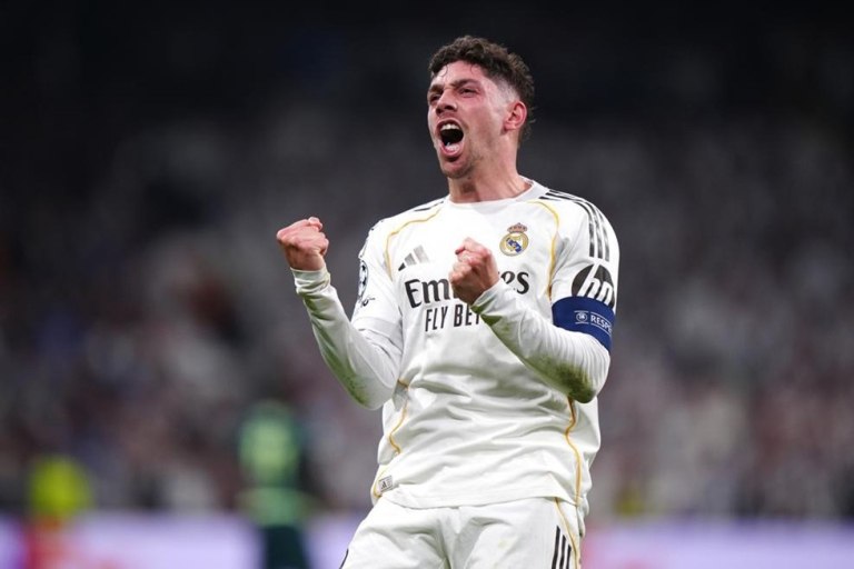 Ρεάλ Μαδρίτης  Μάντσεστερ Σίτι 3-0: Με βασιλικό χατ-τρικ του Βαλβέρδε!