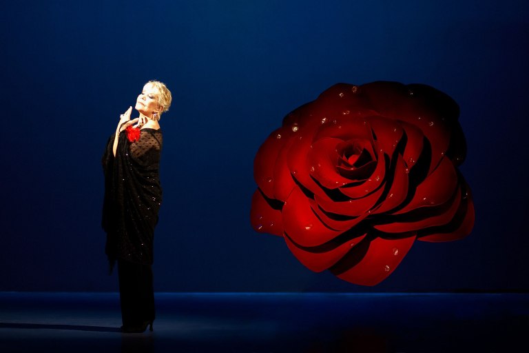 Μαρινέλλα: Είμαι επαναστάτρια με τον τρόπο μου δήλωνε, σε μια κατάθεση ψυχής