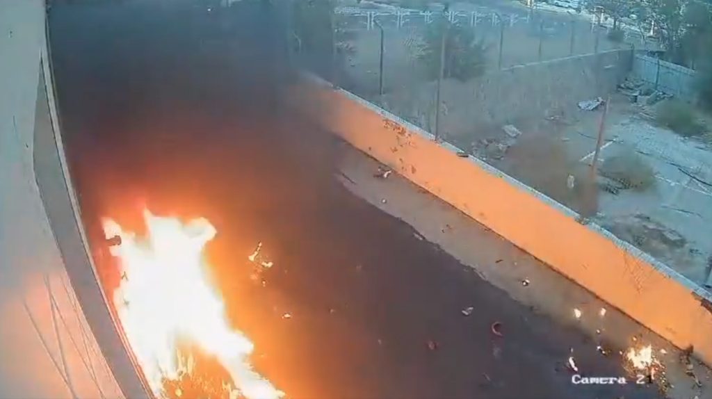 Ισραήλ: Η τρομακτική στιγμή που drone των Χούθι χτυπά είσοδο ξενοδοχείου στο Εϊλάτ (video)