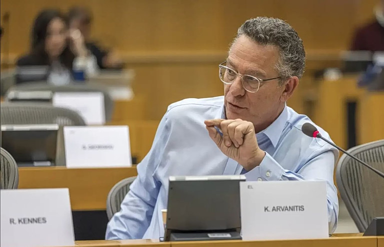 Κώστας Αρβανίτης: Στην