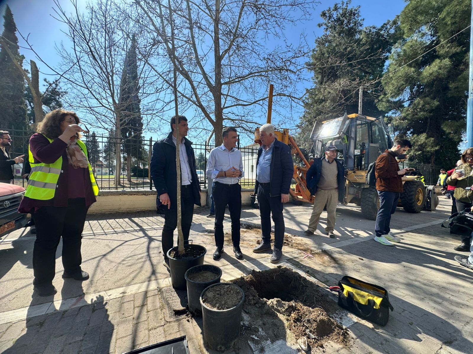 Λάρισα: Περισσότερα από 1.300 νέα δέντρα θα φυτευτούν μέχρι το τέλος του έτους σε όλη την πόλη