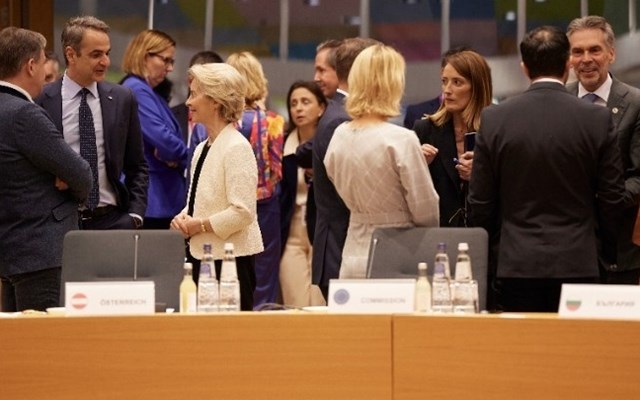 Κοινή άμυνα και Ουκρανικό στον ορίζοντα της Άτυπης Συνόδου Κορυφής των "27" - Οι θέσεις Μητσοτάκη